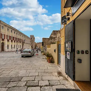 Martini Al Castello Apartment