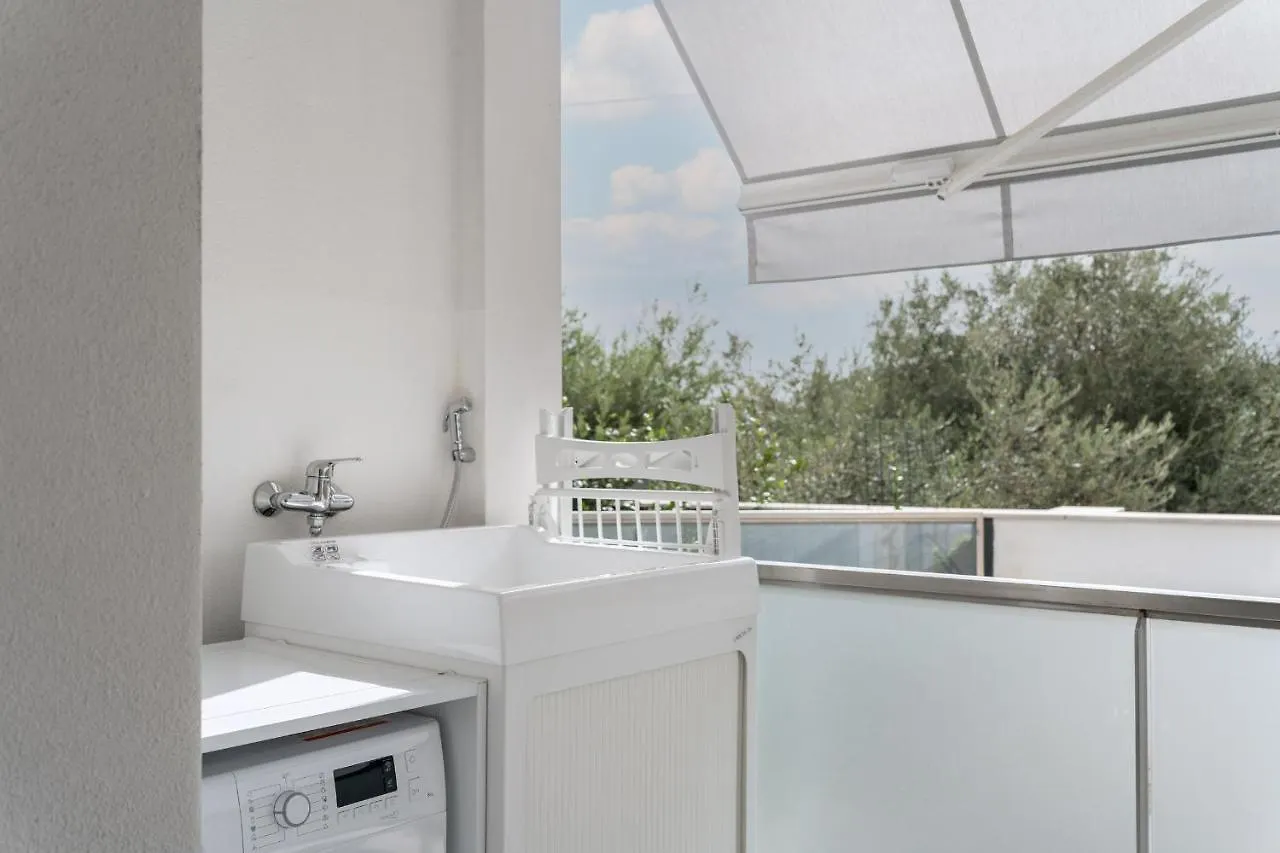 Louxory Accomodation Cagliari Apartment 0*,  Italy
